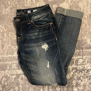 MissMe Boyfriend Ankle Distressed Jeans